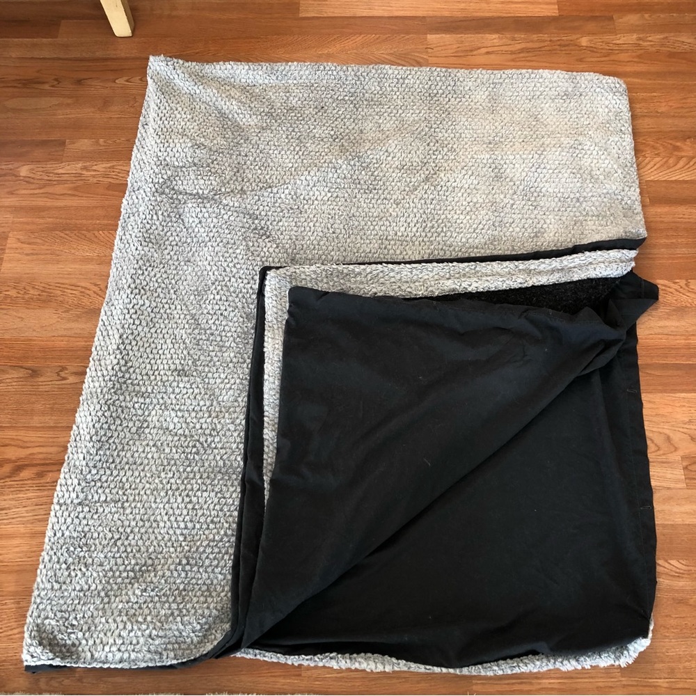 HD DESIGNGS duvet cover with faux thin gray fur